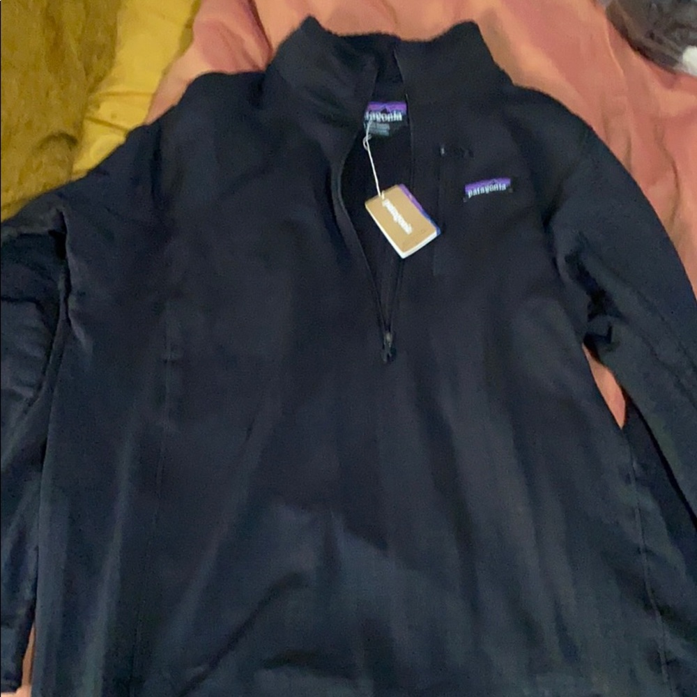 New men’s Patagonia R1 pullover